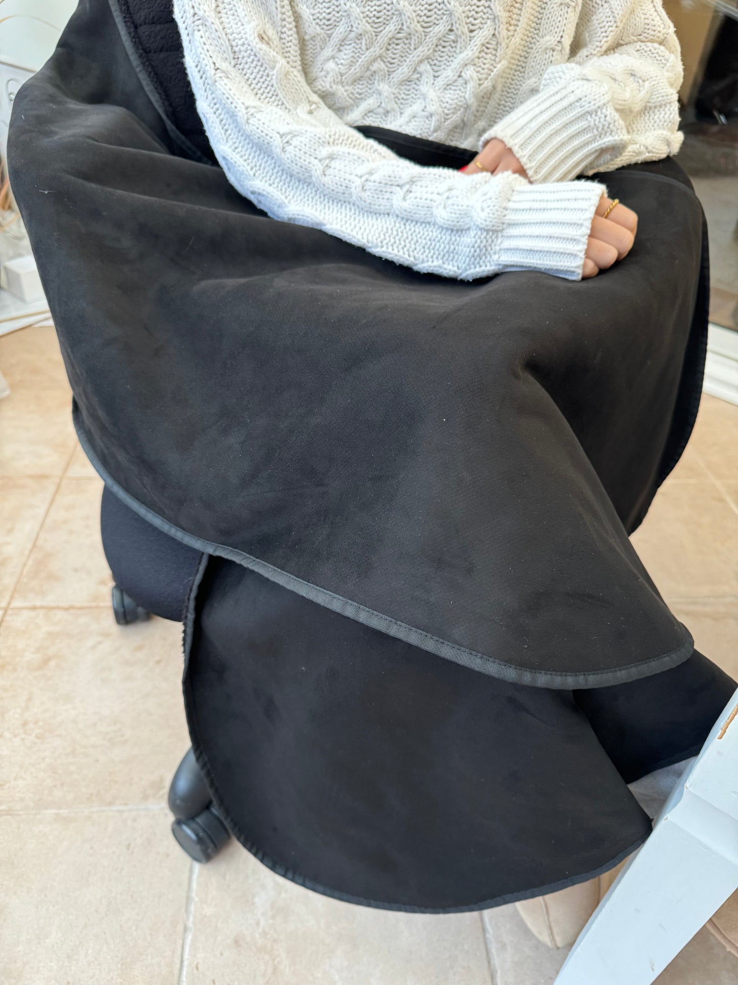 The Chair Snug - Black - Premium Desk Chair Blanket